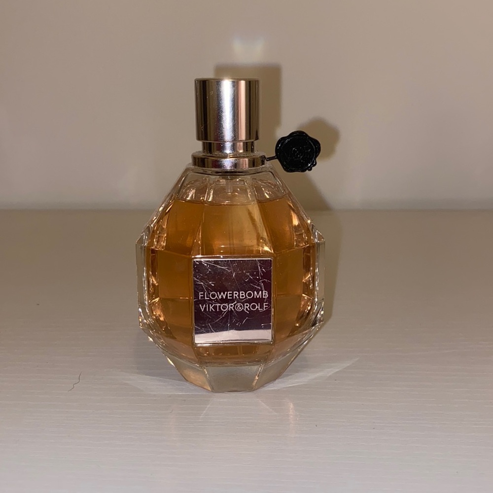 Viktor and Rolf Flowerbomb Fragrance!